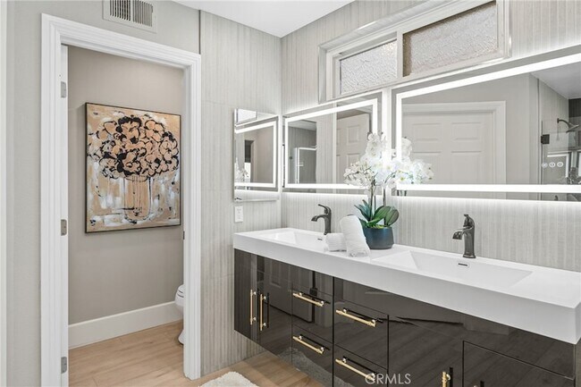 Building Photo - 20720 Manzanita Ave