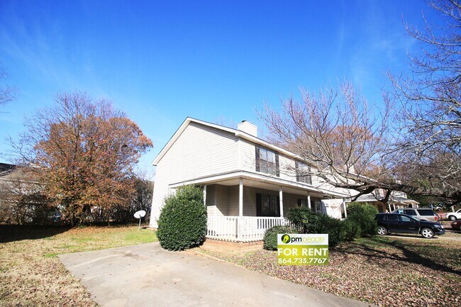 Building Photo - Convenient location