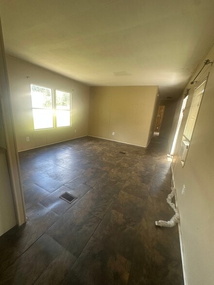 Building Photo - 8535 Mathews Rd