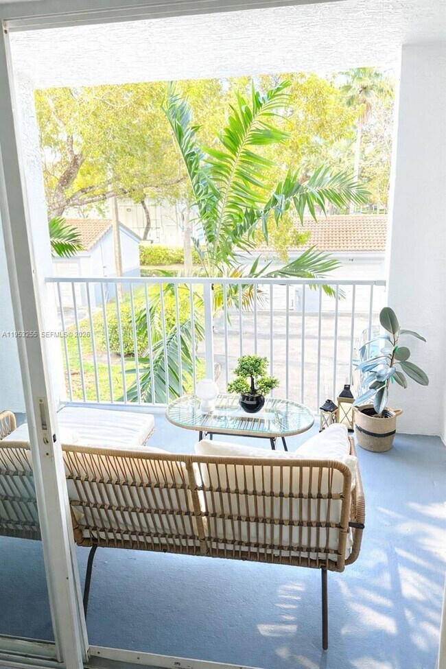 Building Photo - 2600 S University Dr