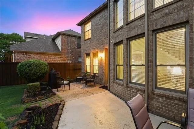 Building Photo - 941 Nightingale Dr