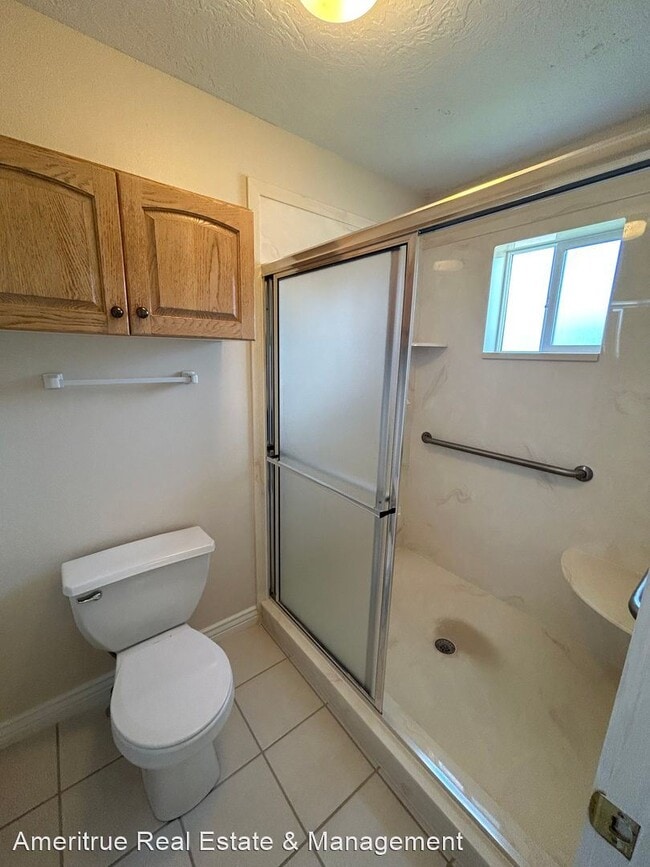 Building Photo - 3 br, 2 bath House - 1333 N 200 W