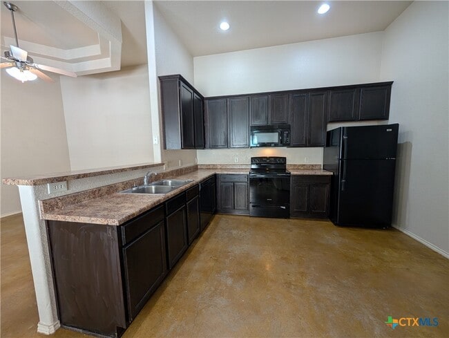 Building Photo - 208 Anne Louise Dr