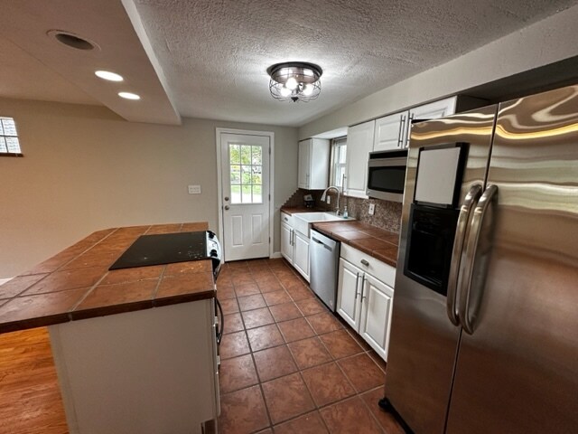 Building Photo - 930 Bower Hill Rd