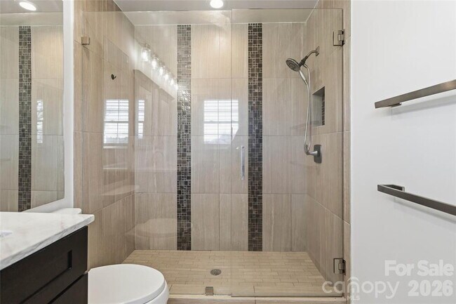 Building Photo - "Spacious 5-Bed, 3-Bath Sanctuary with 3,064 Sq Ft of Comfort in Waxhaw, NC!"