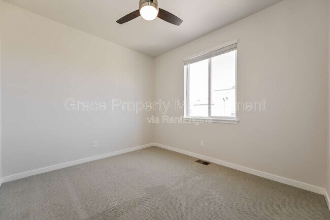 Building Photo - 3603 Mykonos Dr