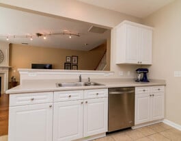 Building Photo - 217 Brushy Creek Ln