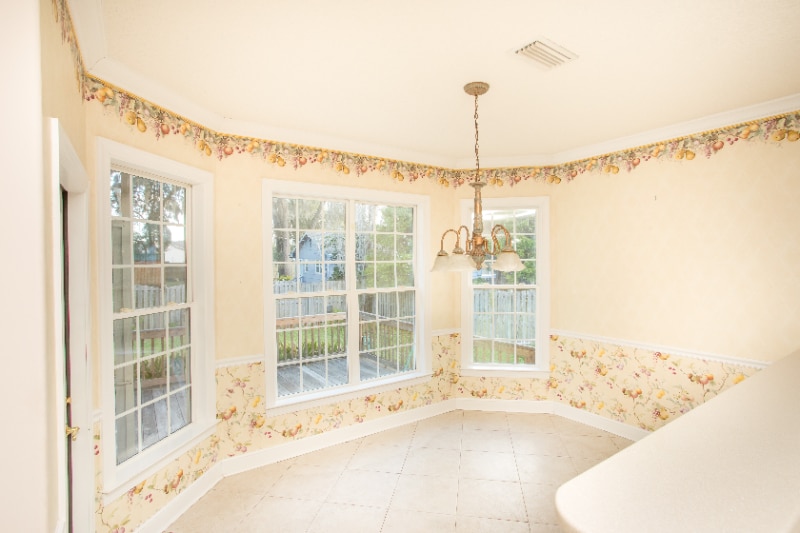 Building Photo - 215 S Harrington Rd