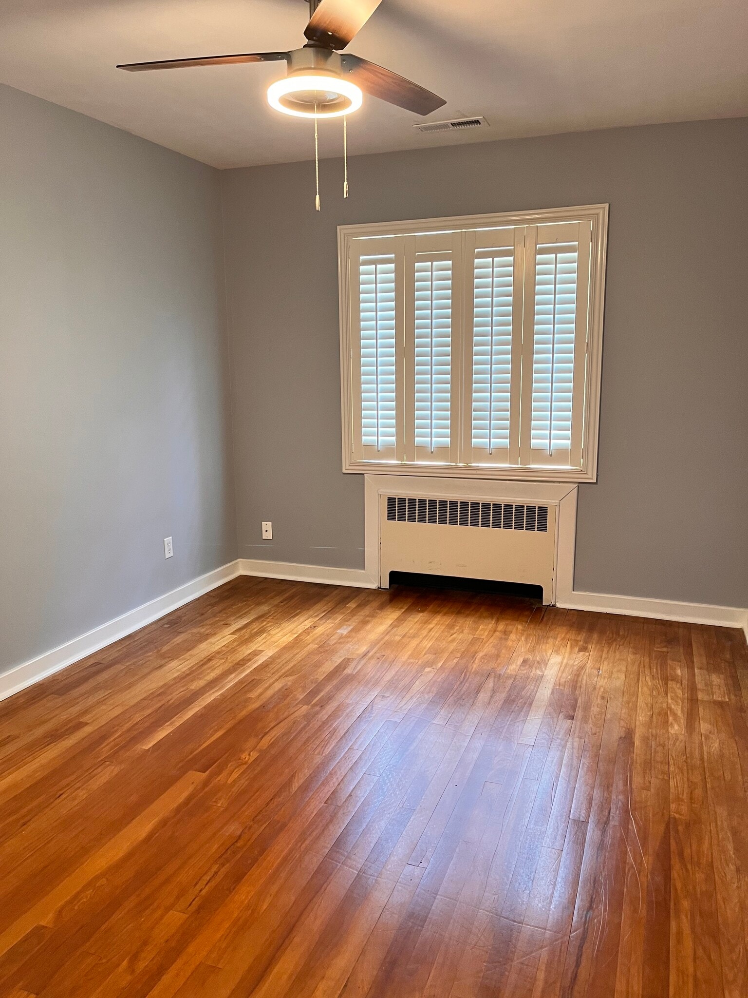 Bedroom 1 - 3522 Buckner Ln