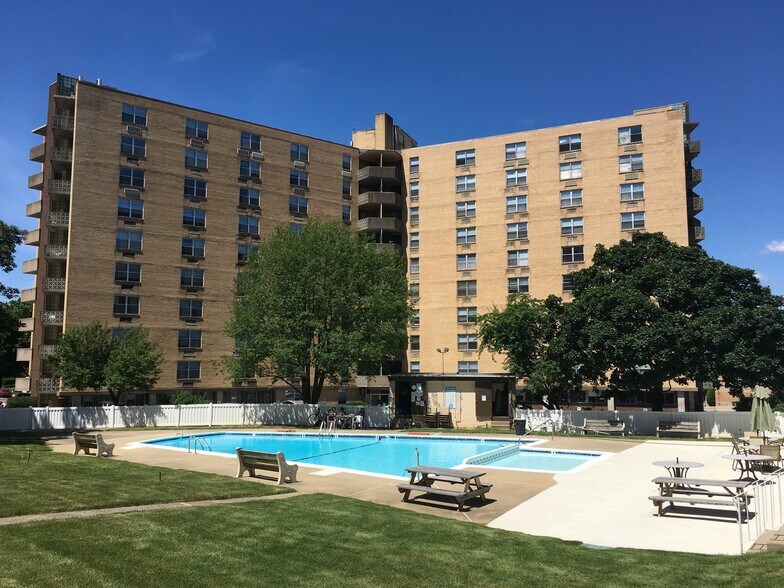 The Revere Apartments Philadelphia, PA Apartment Finder