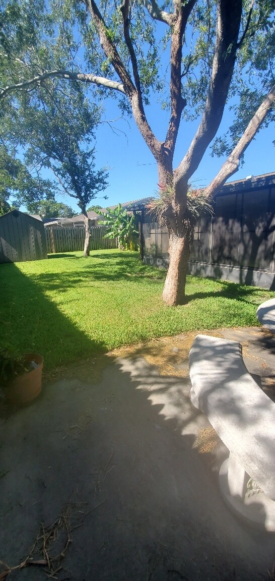 backyard - 6785 Sandwater Trl N