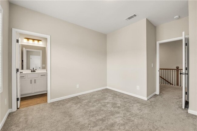 Building Photo - 1813 Westfall Lndg