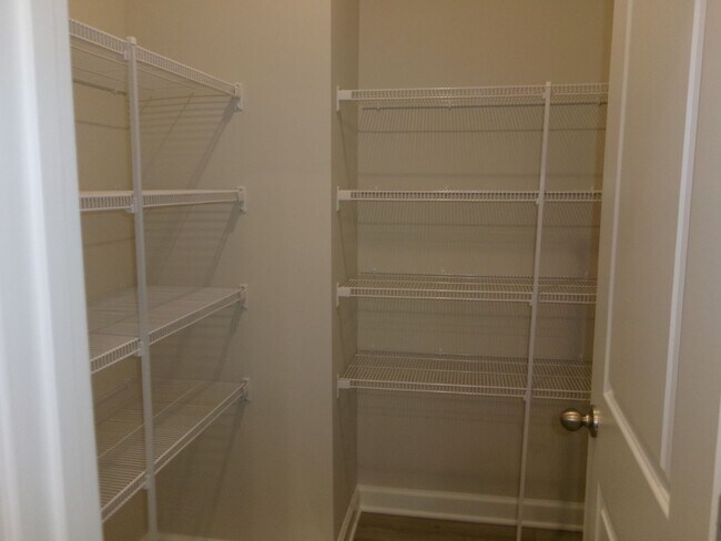 Building Photo - New 5 bedroom, 3 bath home in Clear Pond with pond view