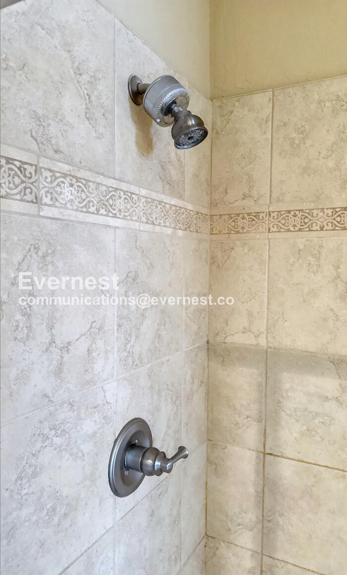 Building Photo - 4777 S Fulton Ranch Blvd