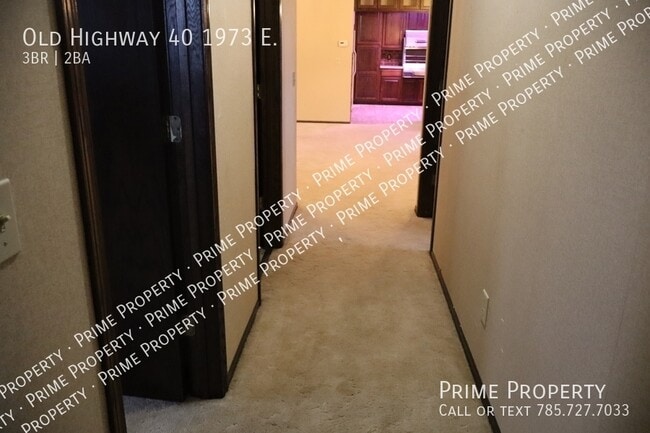 Building Photo - Old Highway 40 1973 E.-