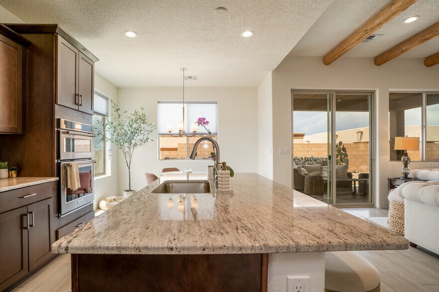 Building Photo - 1 Camino Cerro Escondido
