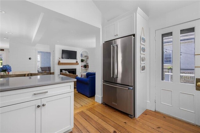 Building Photo - 36 Second St