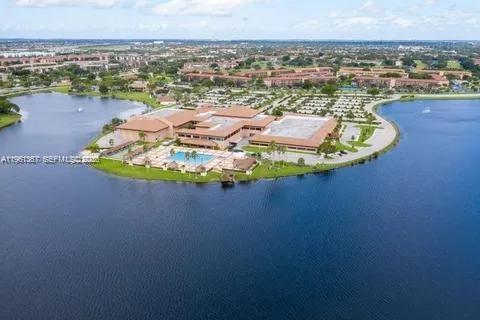 Building Photo - 1400 SW 124th Terrace