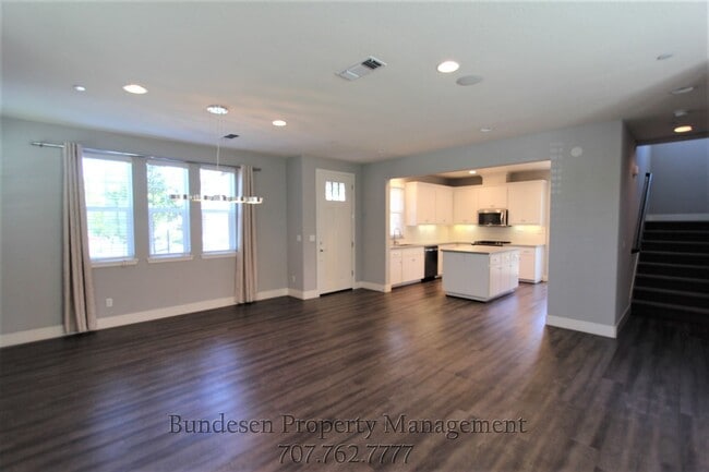 Building Photo - 5350 Kelliann Pl