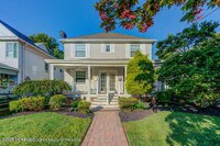 Building Photo - 180-182 Hudson Ave