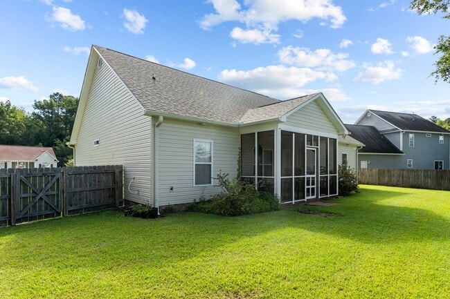 Building Photo - 3234 Austin Ave