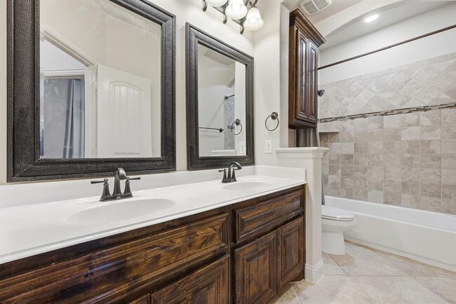 Building Photo - 17921 Misty Harbor Dr