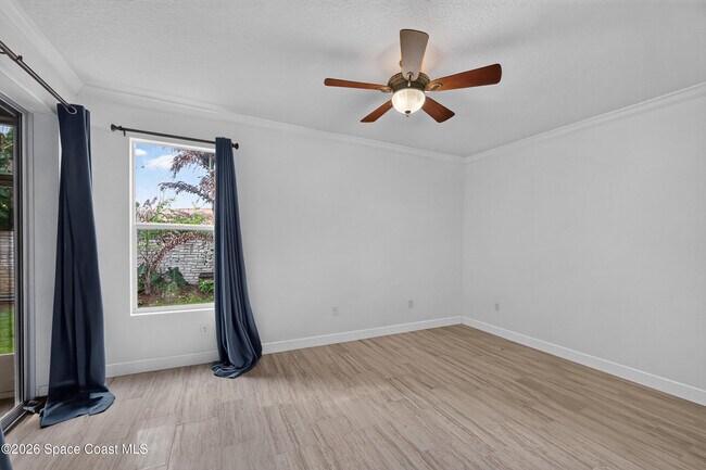 Building Photo - 3641 Titanic Cir