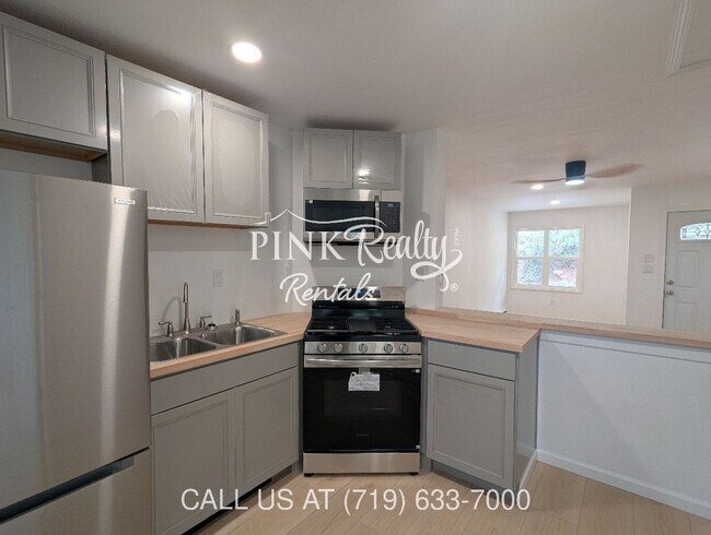 Building Photo - 120 Lafayette Rd