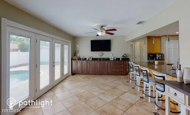 Building Photo - 3 br, 2 bath House - 507 Edmonton Court UNIT