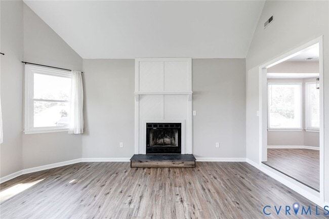 Building Photo - 3524 E Chagford Terrace