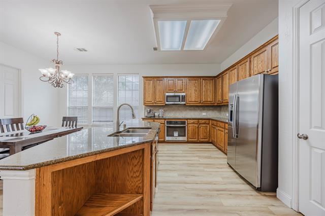 Building Photo - 7631 Red Clover Dr