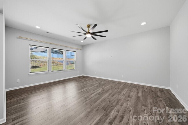 Building Photo - 5041 Mooreland Oaks Way