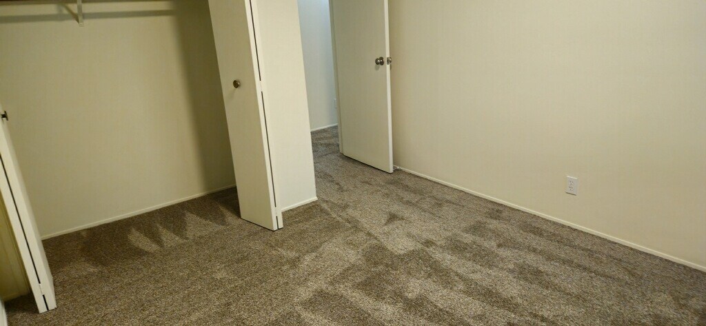 Building Photo - 3217 Johnson Ave