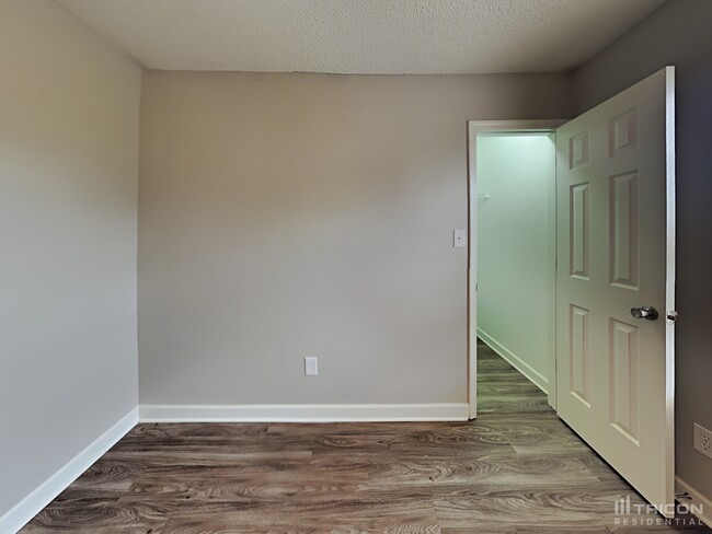 Building Photo - 1630 Clooney Ln