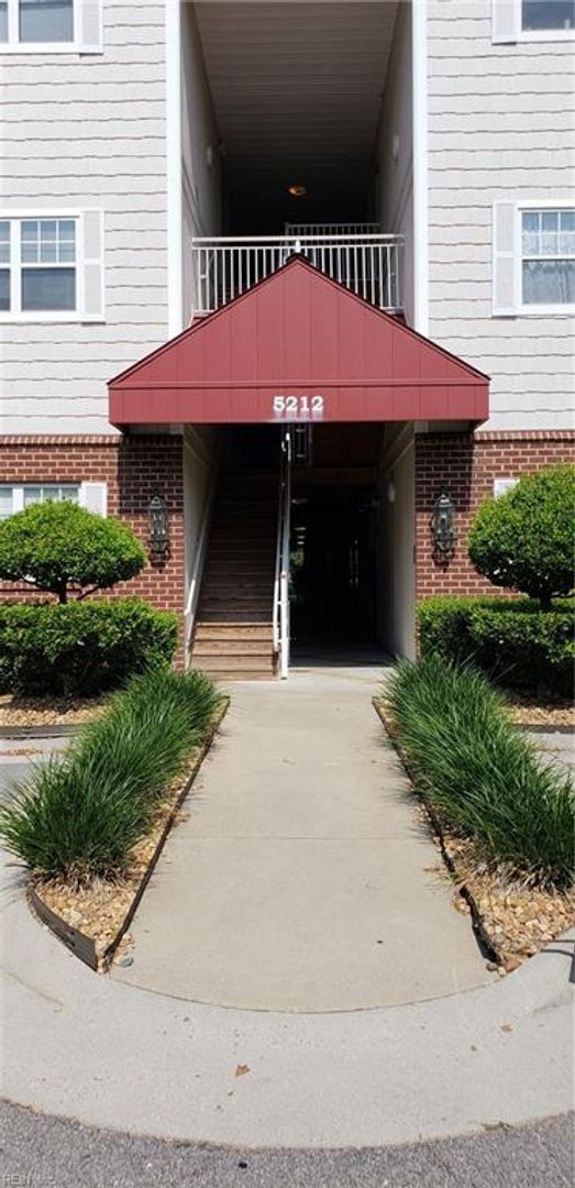 Building Photo - 5212 Nuthall Dr
