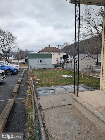 Building Photo - 36 Pottsville St