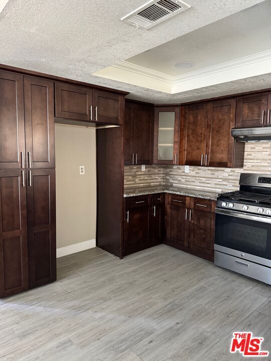 Building Photo - 1616 W 206th St