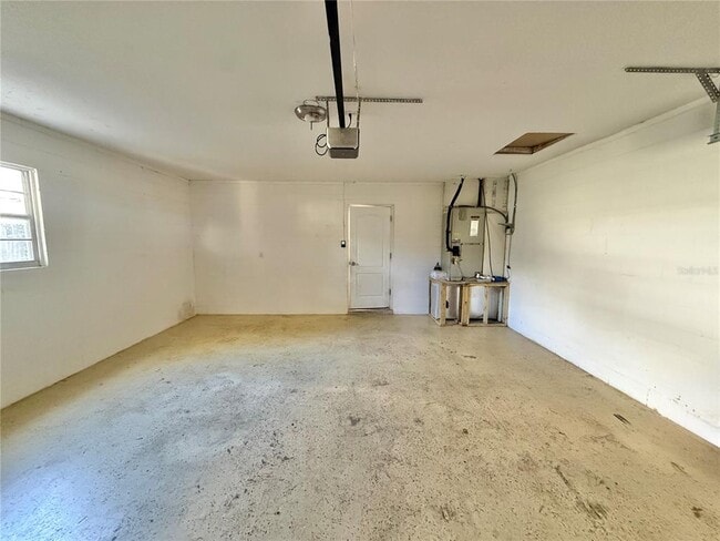 Building Photo - 2810 Flowertree Rd