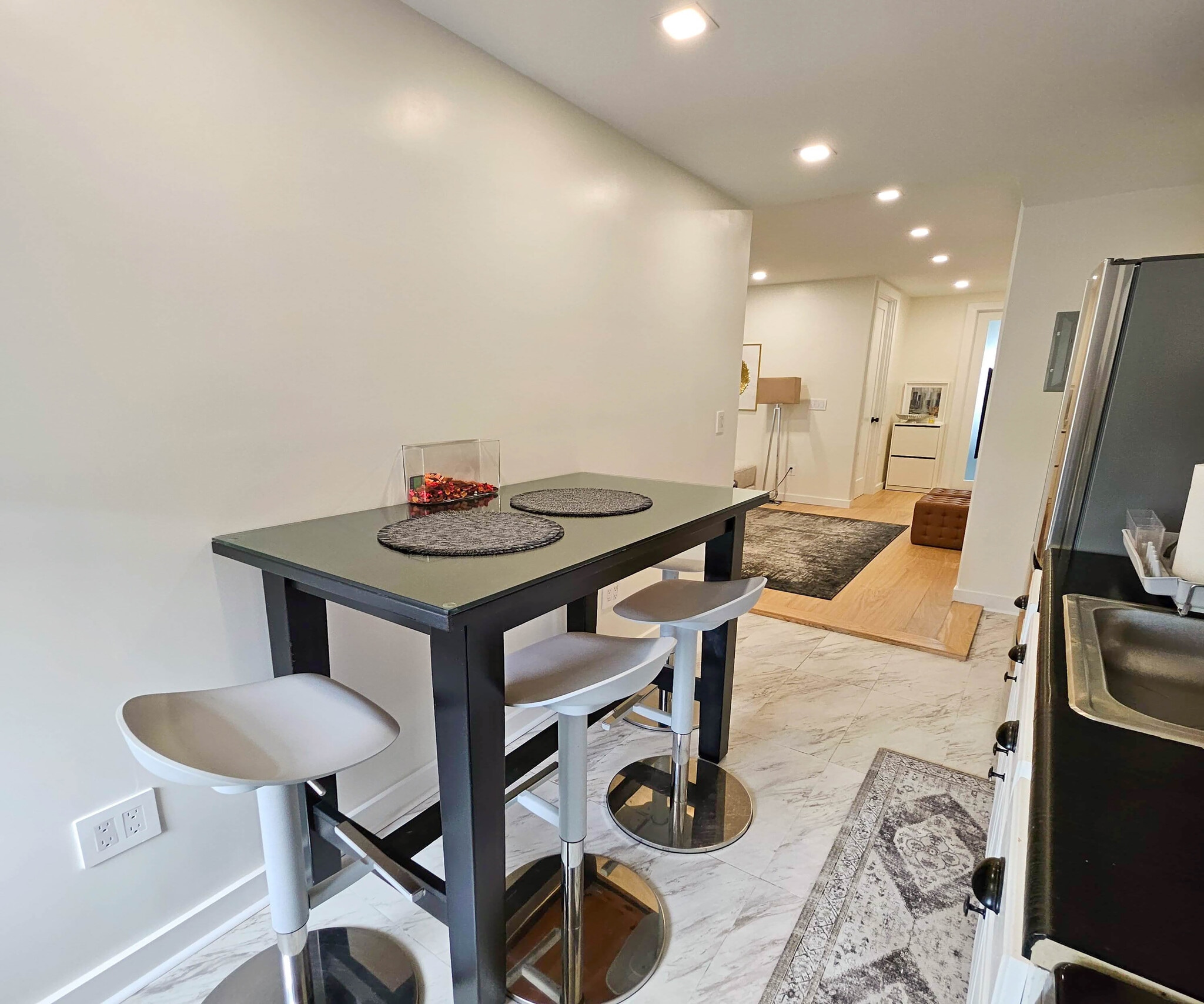 Building Photo - 3239 46th St