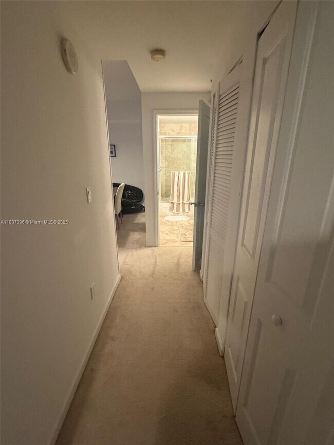 Building Photo - 7900 Harbor Island Dr