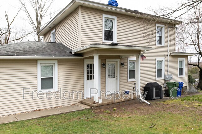 Building Photo - 18 Canal St