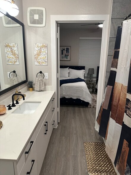 Building Photo - 12208 Tech Ridge Blvd