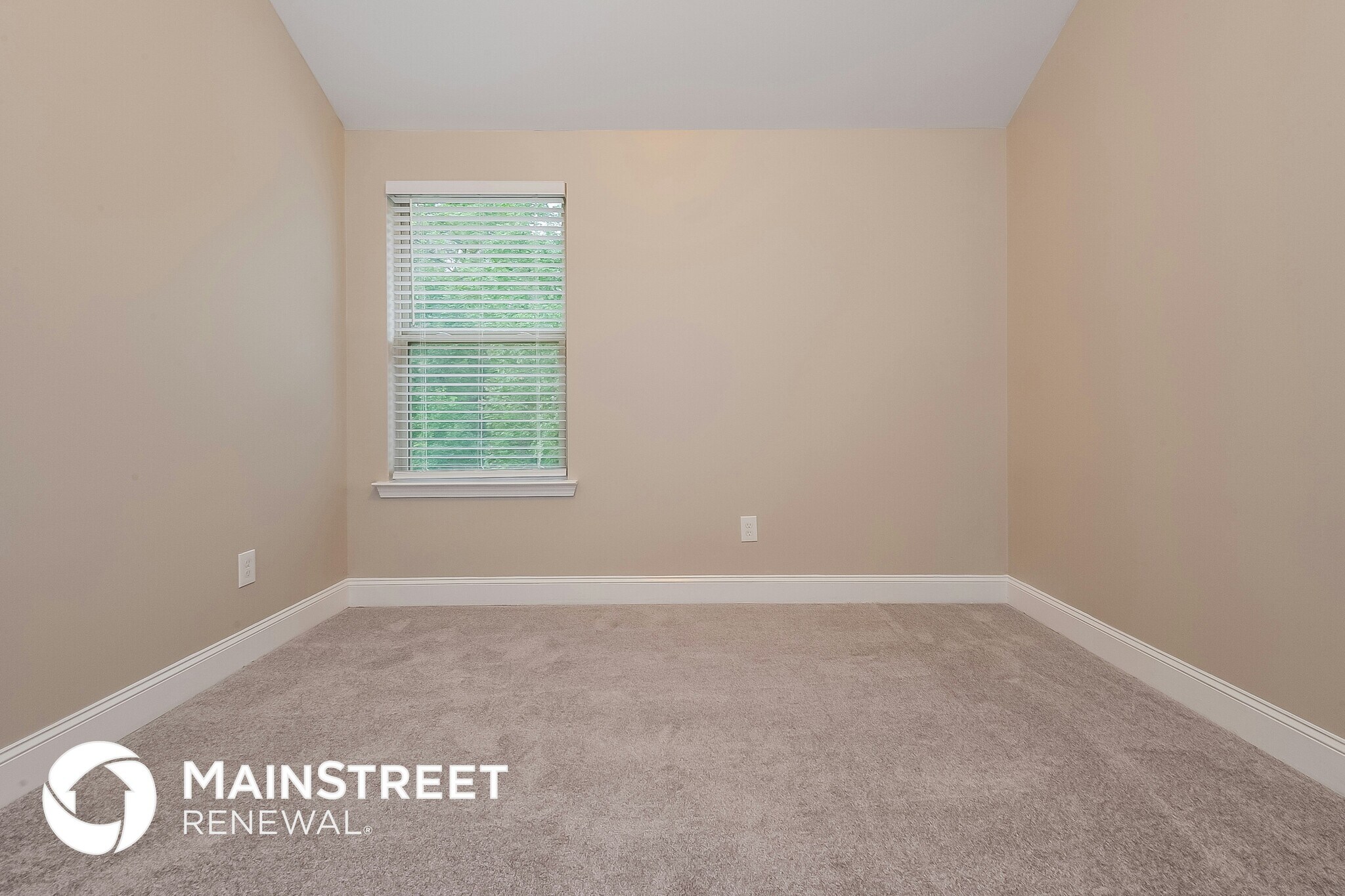 Building Photo - 4944 Longview Run