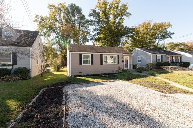 Building Photo - 2815 Irisdale Ave