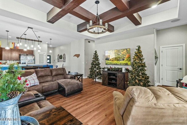 Building Photo - 13640 Matfen Ave