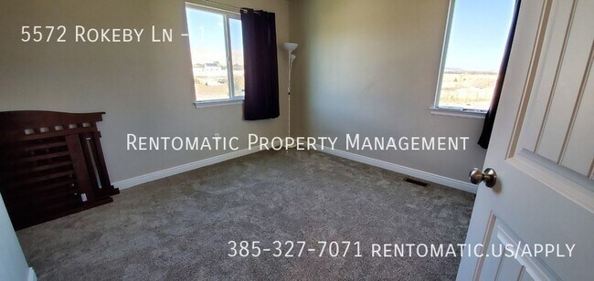Building Photo - 5572 Rokeby Ln