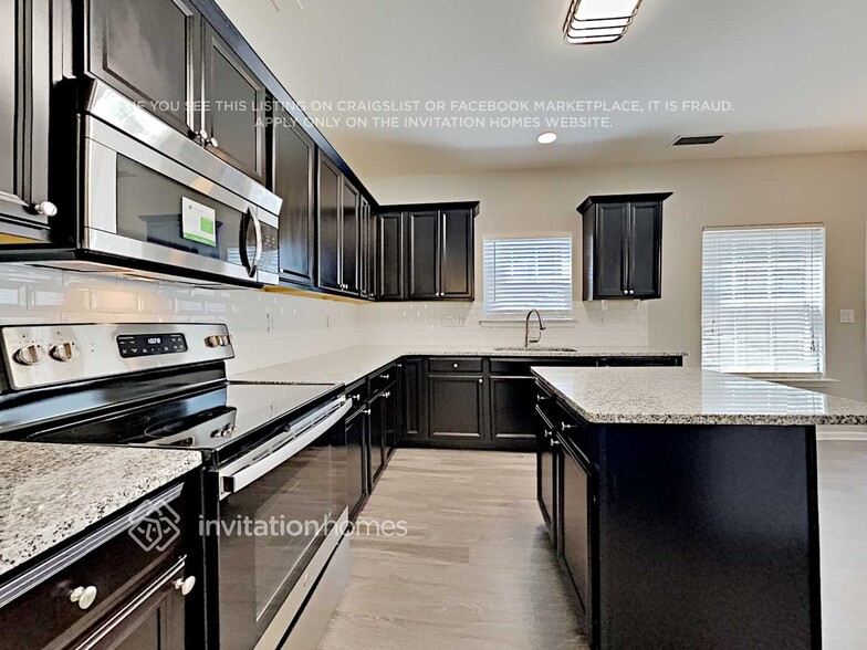 Building Photo - 3408 Crutchfield Pl