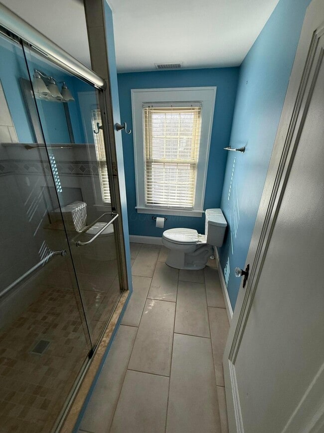 Building Photo - 2629 E Broad St