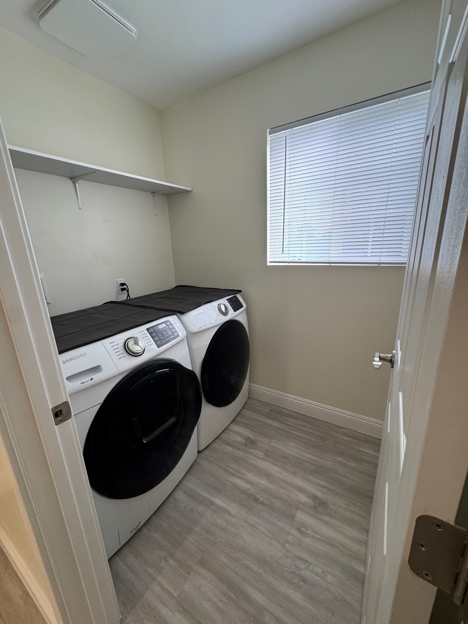 Building Photo - 756 Harps St