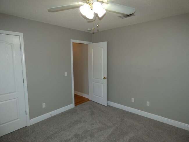 Building Photo - Charming 4-Bedroom Home With Sunroom